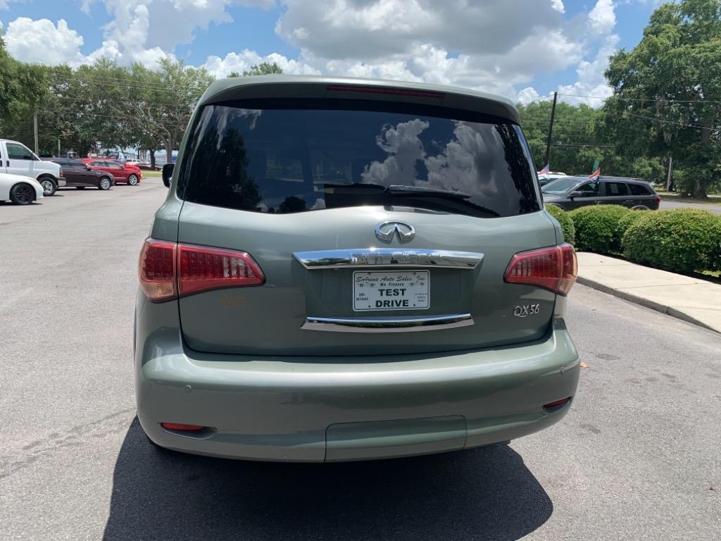 2011 Infiniti QX56 photo