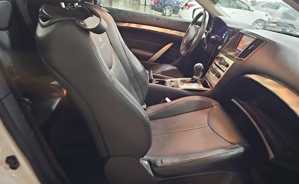 2014 INFINITI Q60