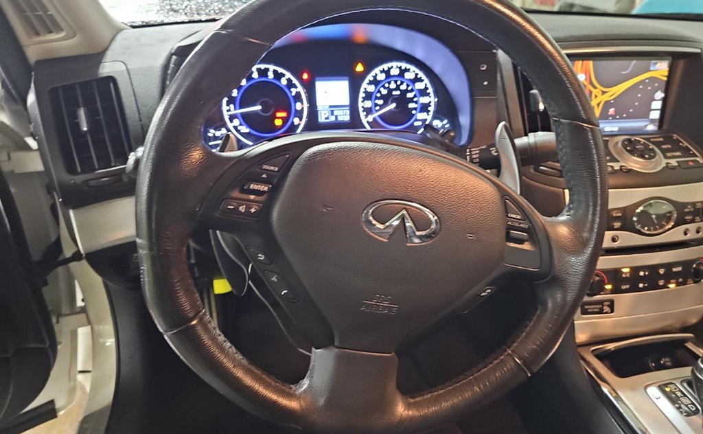 2014 INFINITI Q60