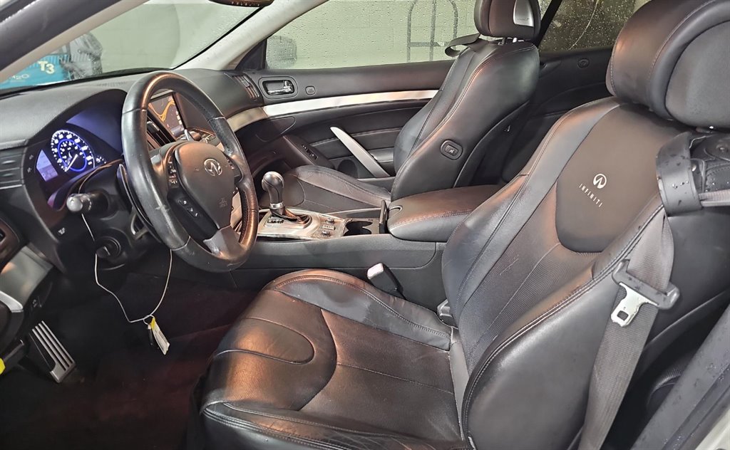 2014 INFINITI Q60