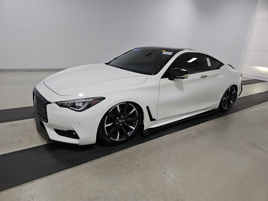 2017 INFINITI Q60