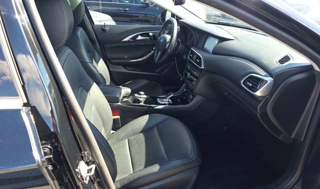 2019 INFINITI QX30