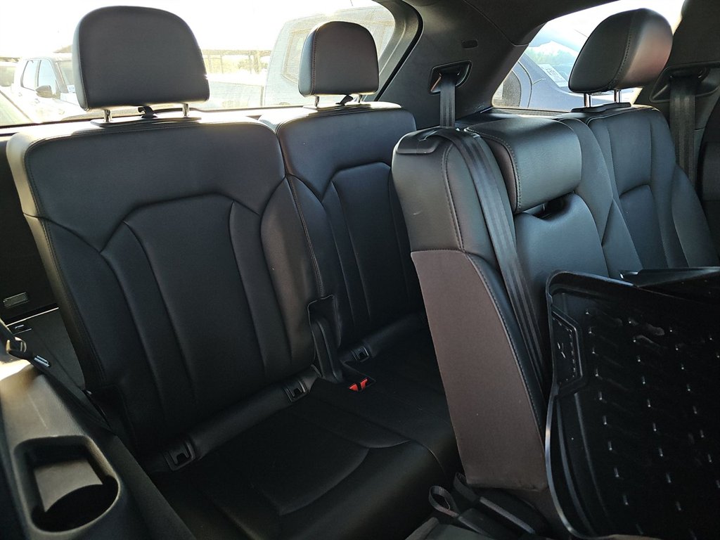 2019 Audi Q7 - $29,995