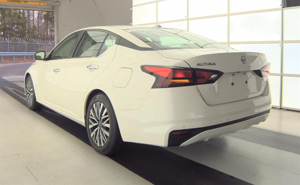 2025 Nissan Altima