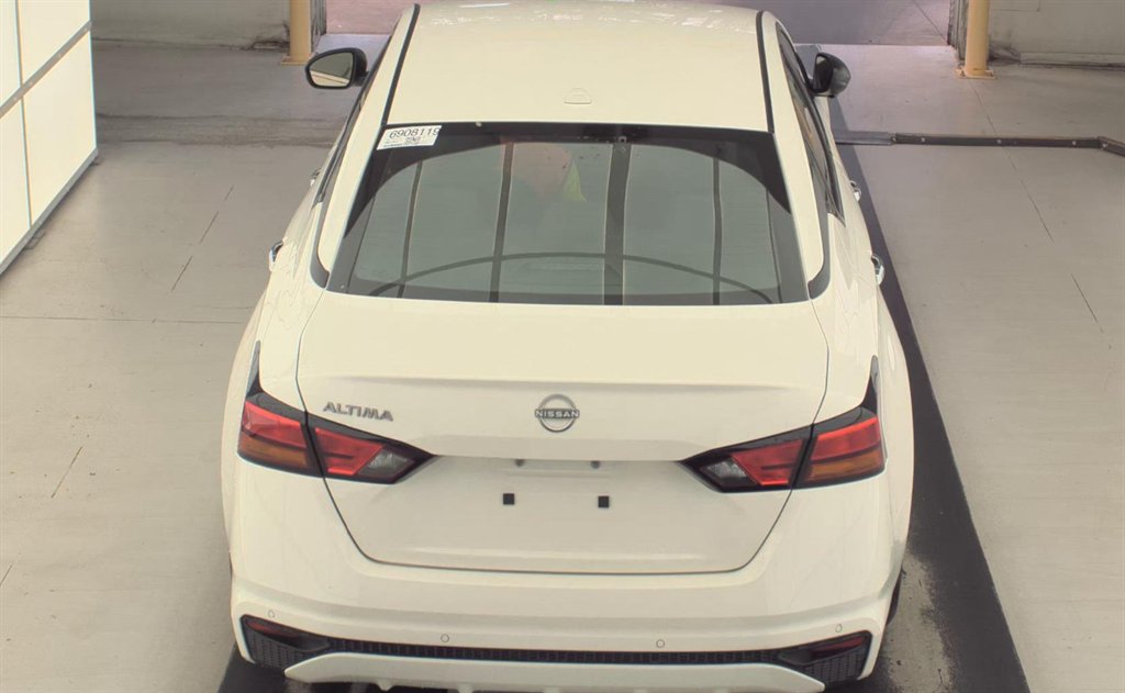 2025 Nissan Altima