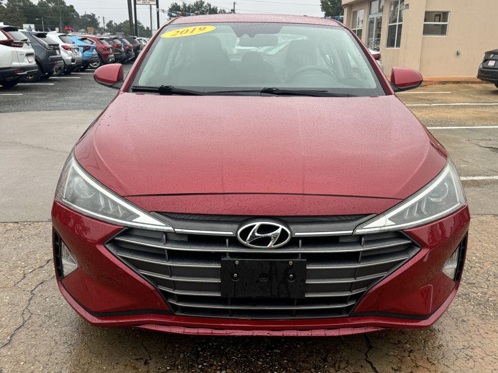 2019 Hyundai Elantra - $9,995
