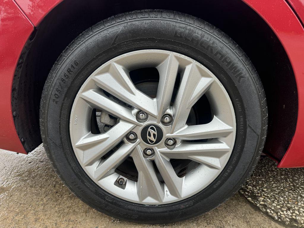 2019 Hyundai Elantra - $9,995