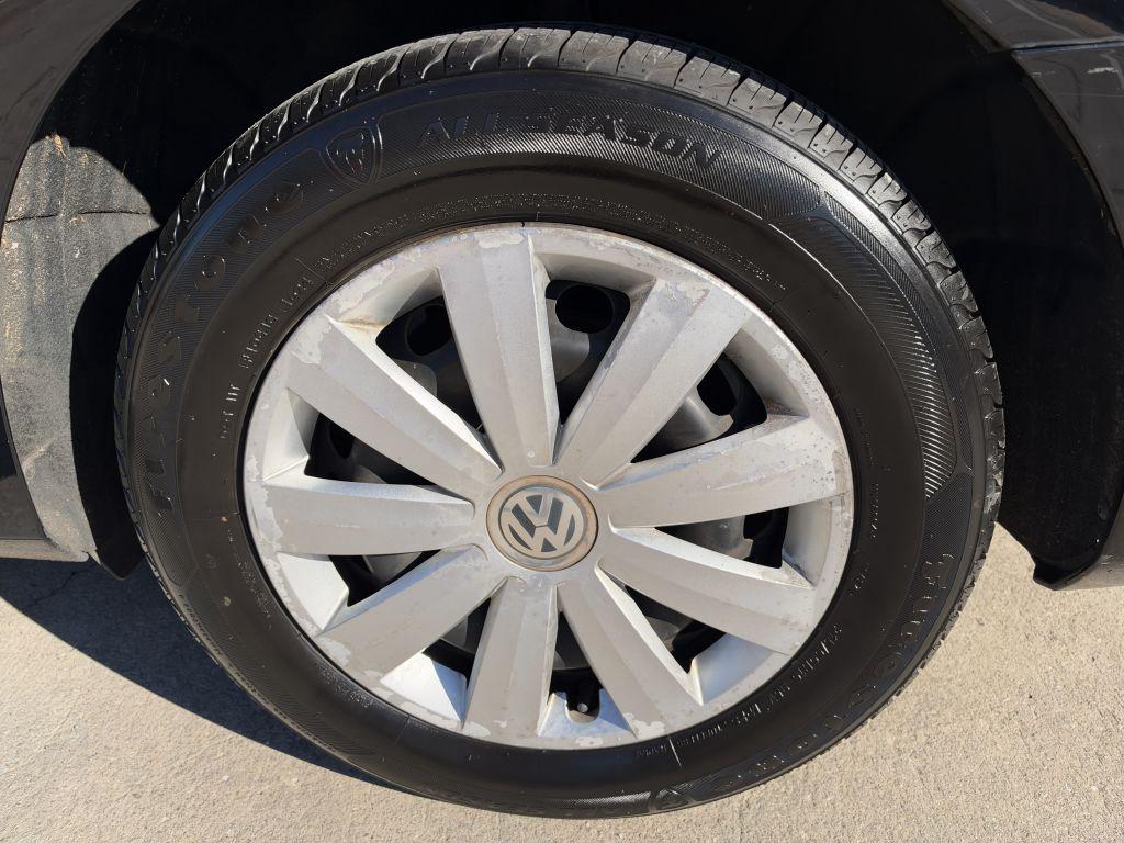 2013 Volkswagen Passat - $4,500