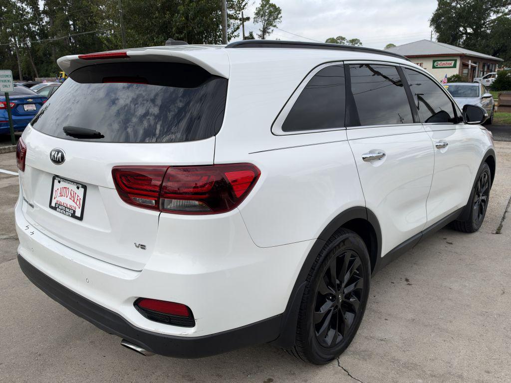 2020 Kia Sorento - $13,995