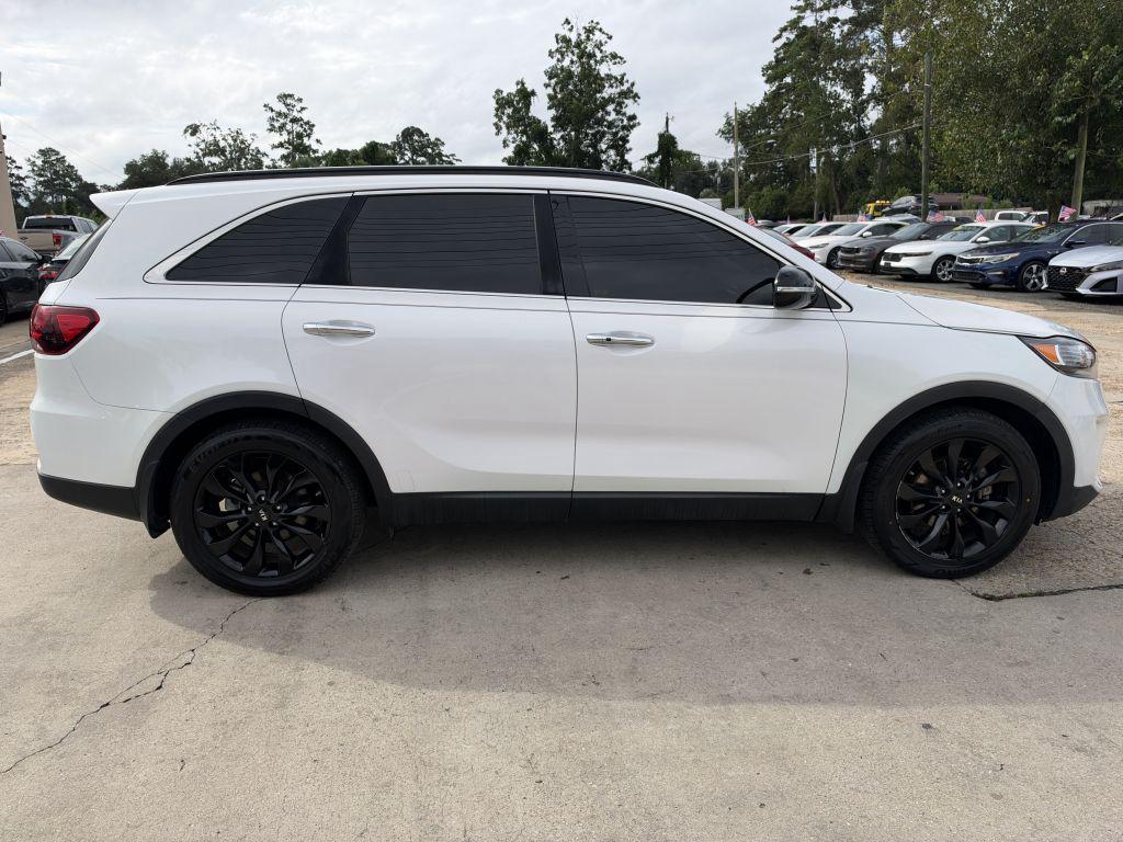 2020 Kia Sorento - $13,995