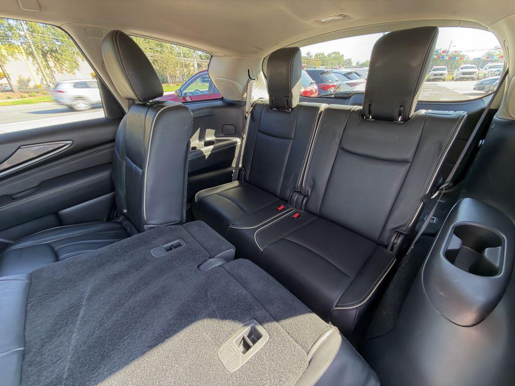 2017 INFINITI QX60 - $10,995