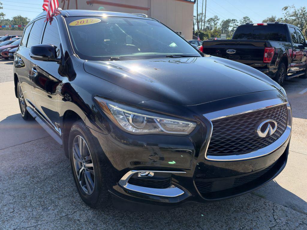 2017 INFINITI QX60 - $10,995
