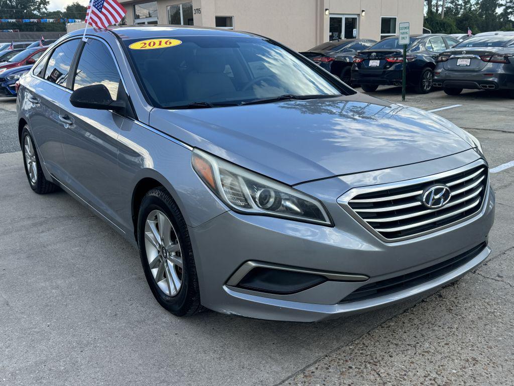 2016 Hyundai Sonata - $7,500