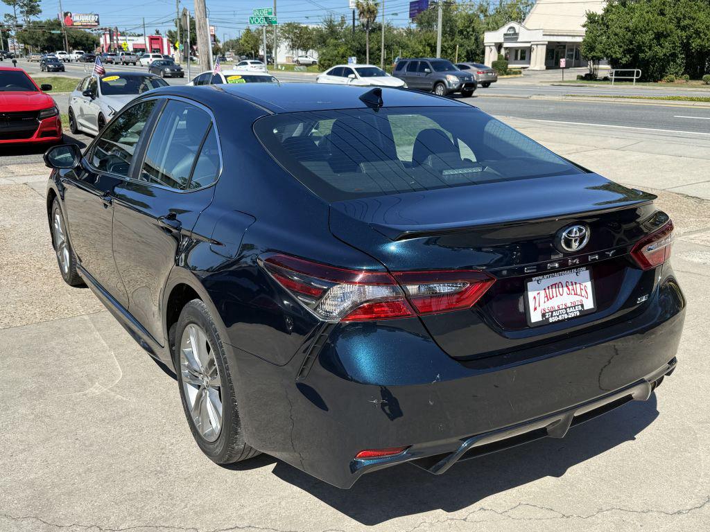2021 Toyota Camry - $19,995