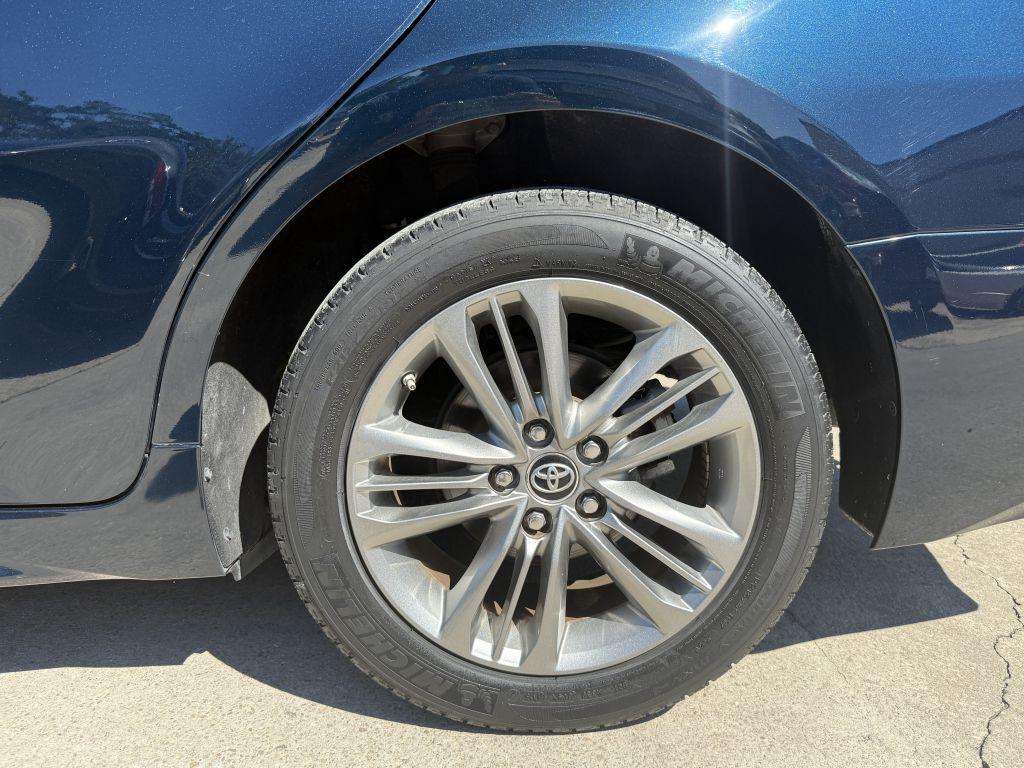 2021 Toyota Camry - $19,995