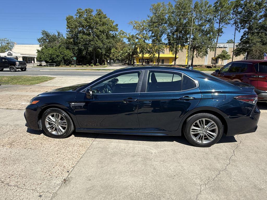 2021 Toyota Camry - $19,995