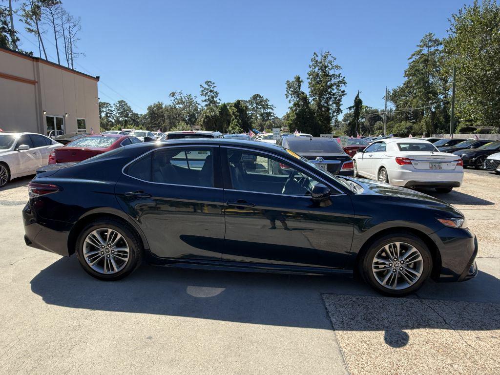 2021 Toyota Camry - $19,995