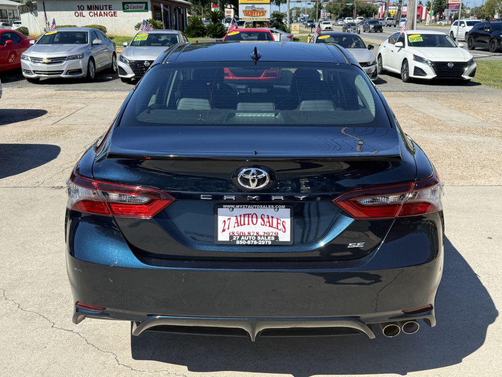 2021 Toyota Camry - $19,995
