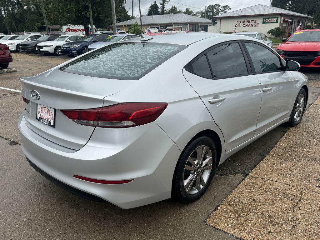 2018 Hyundai Elantra - $7,500