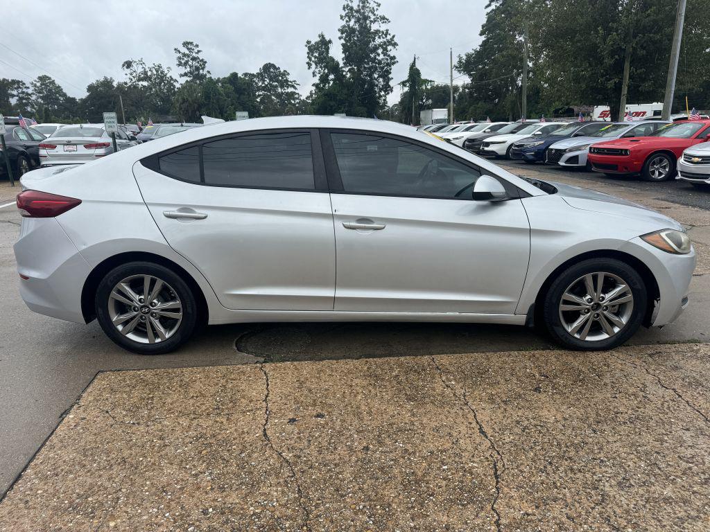 2018 Hyundai Elantra - $7,500