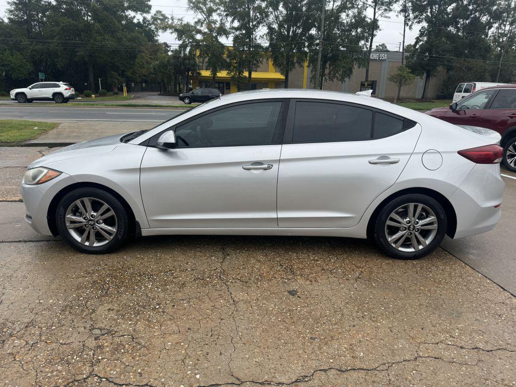 2018 Hyundai Elantra - $7,500