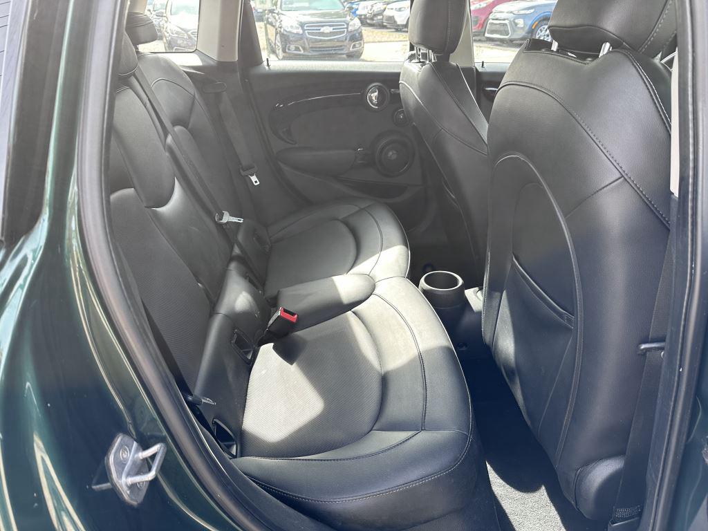 2016 MINI Hardtop Hatchback - $12,500