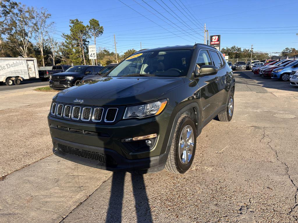 2019 Jeep Compass Latitude 4d  photo