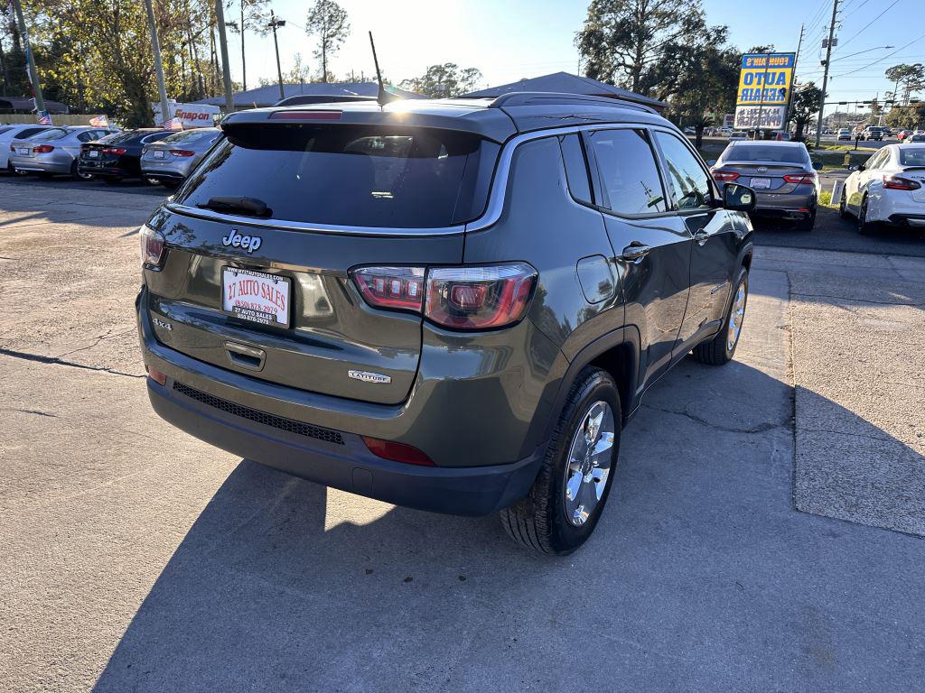 2019 Jeep Compass Latitude 4d  photo