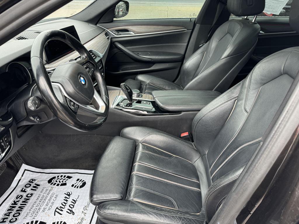 2017 BMW 5-Series  photo