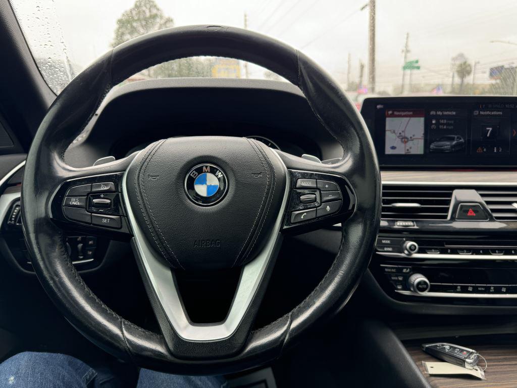 2017 BMW 5-Series  photo