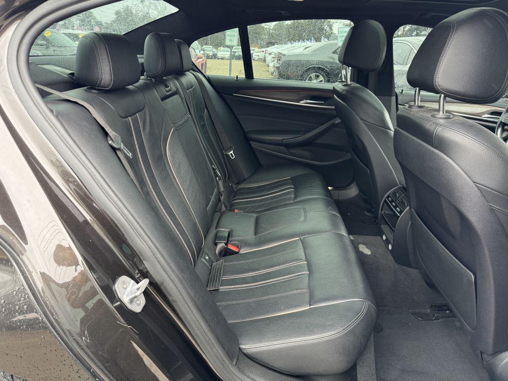 2017 BMW 5-Series  photo
