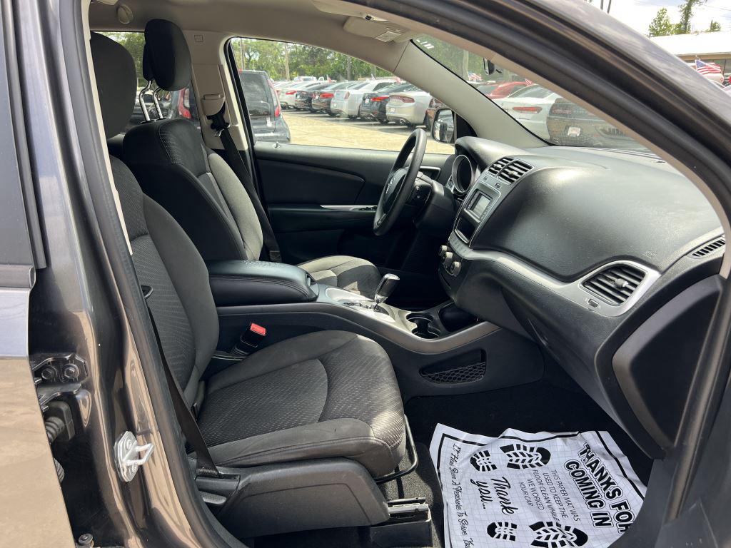 2017 Dodge Journey - $8,995