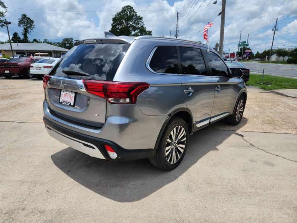 2020 Mitsubishi Outlander - $14,995