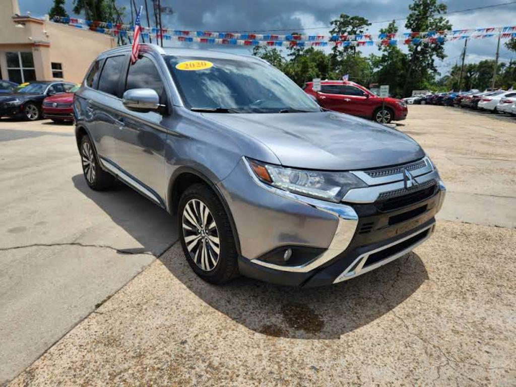 2020 Mitsubishi Outlander - $14,995