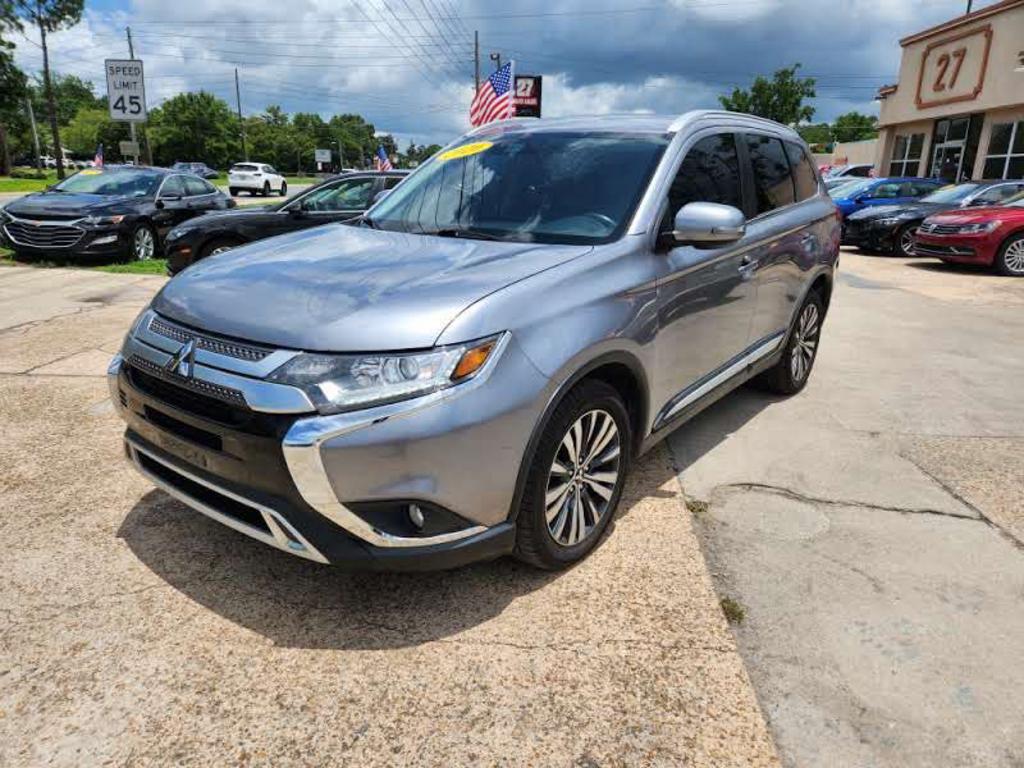 2020 Mitsubishi Outlander - $14,995