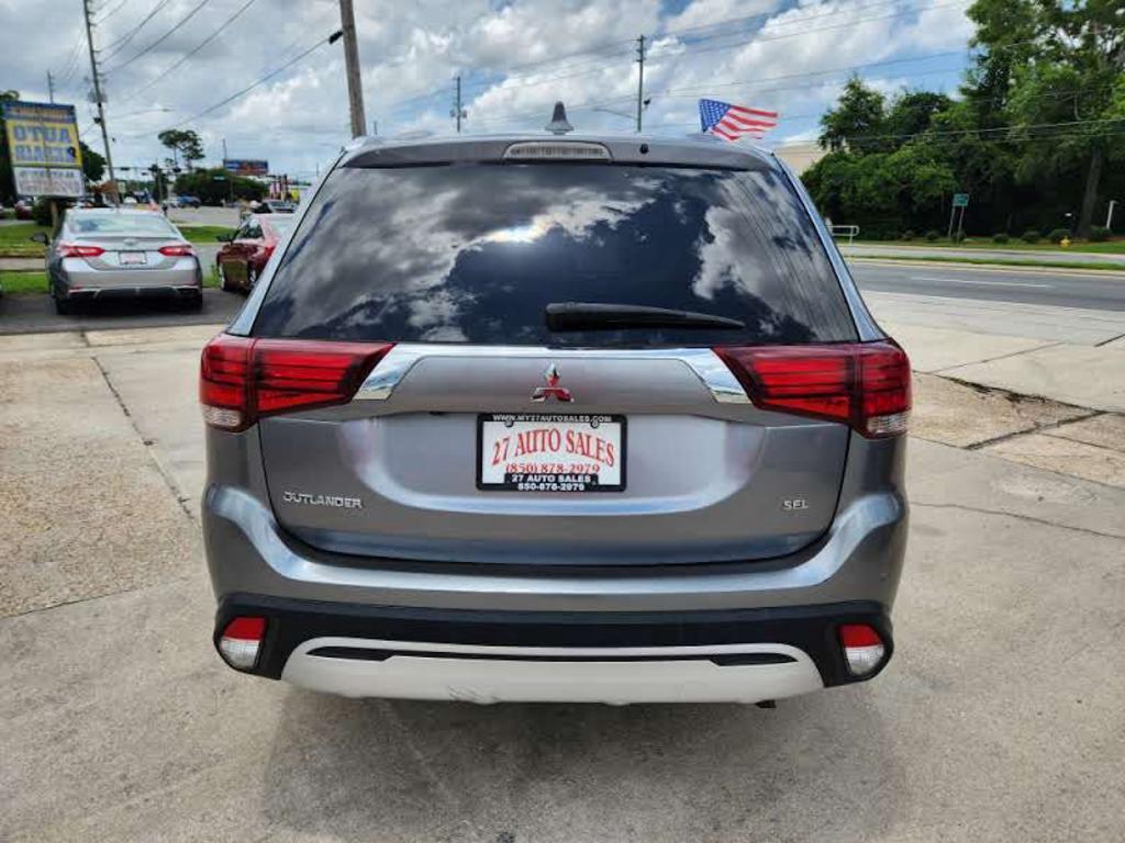 2020 Mitsubishi Outlander - $14,995
