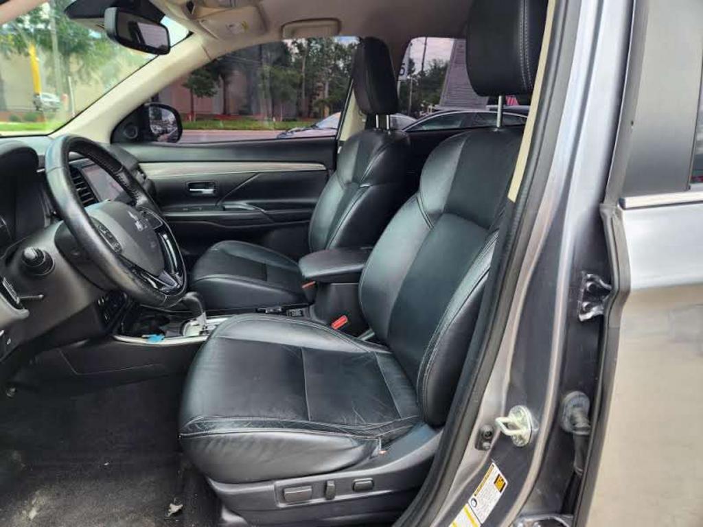 2020 Mitsubishi Outlander - $14,995