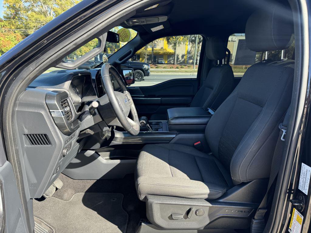2022 Ford F-150 - $35,995