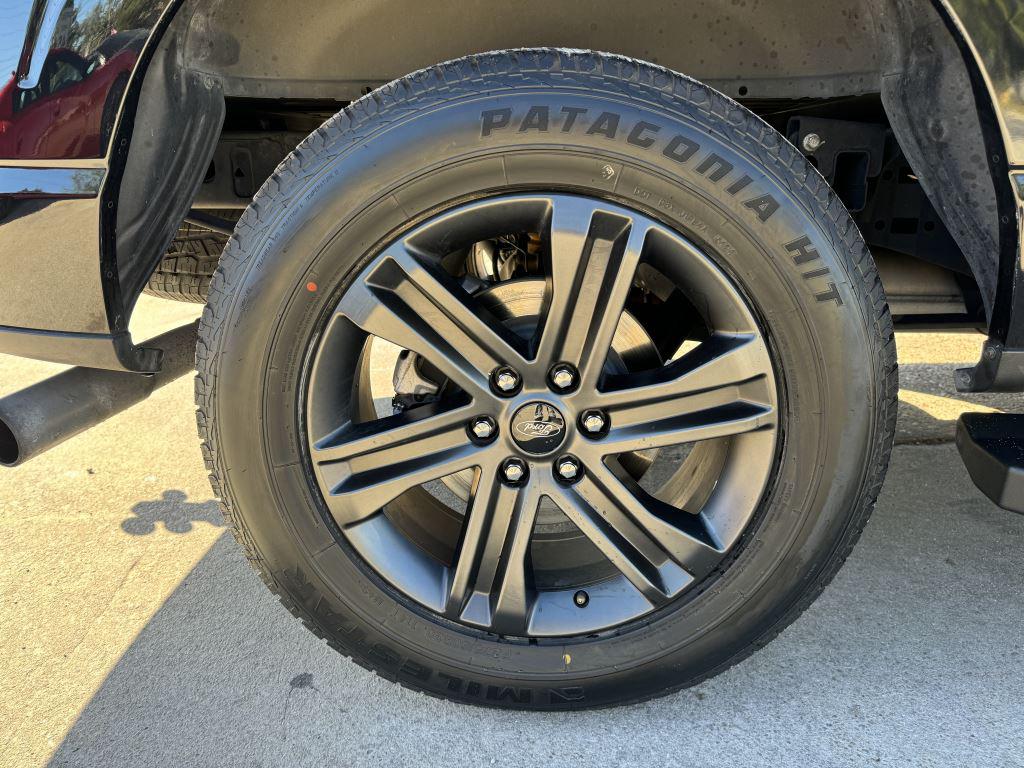 2022 Ford F-150 - $35,995