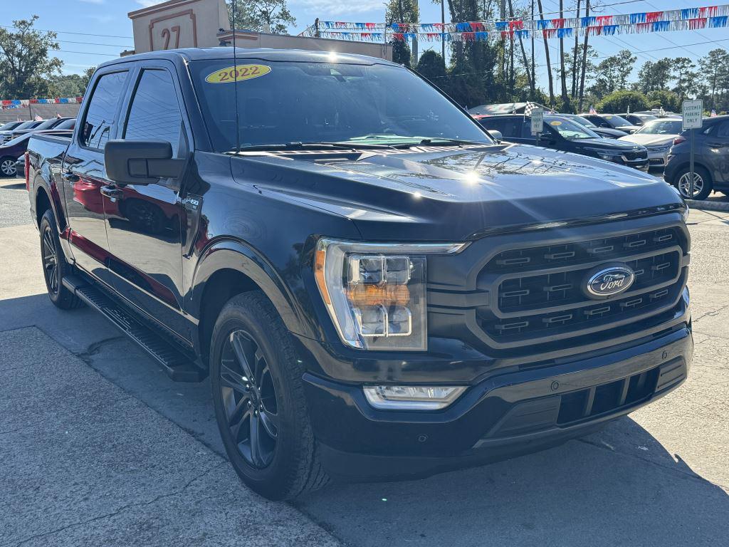 2022 Ford F-150 - $35,995
