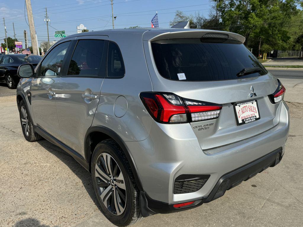 2024 Mitsubishi Outlander - $17,500