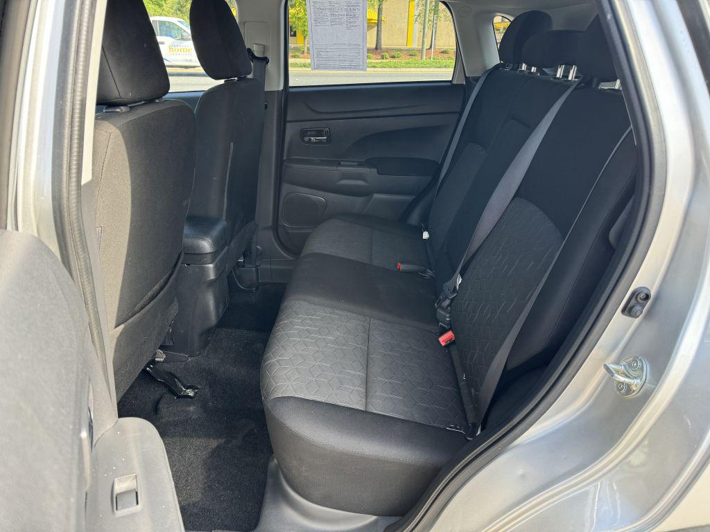 2024 Mitsubishi Outlander - $17,500
