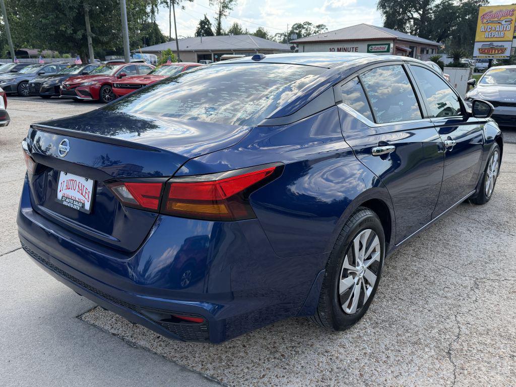 2020 Nissan Altima - $12,995
