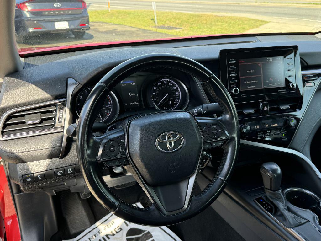 2021 Toyota Camry - $19,995