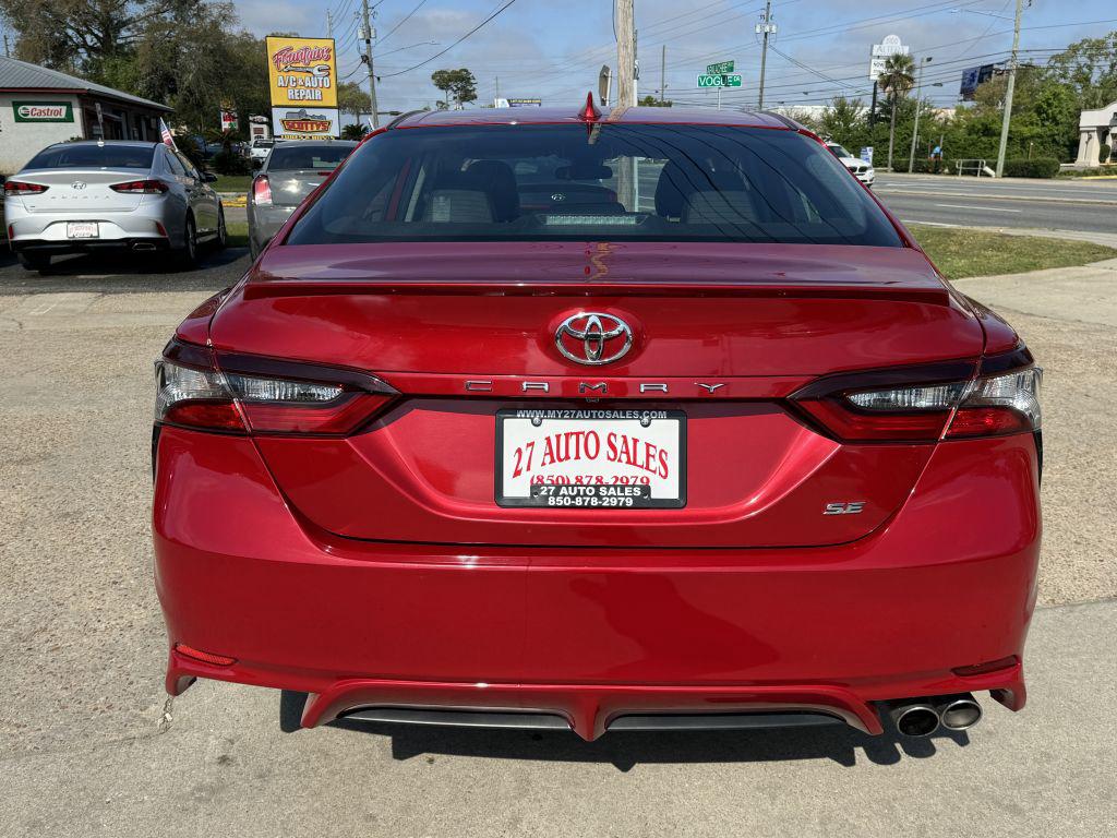 2021 Toyota Camry - $19,995