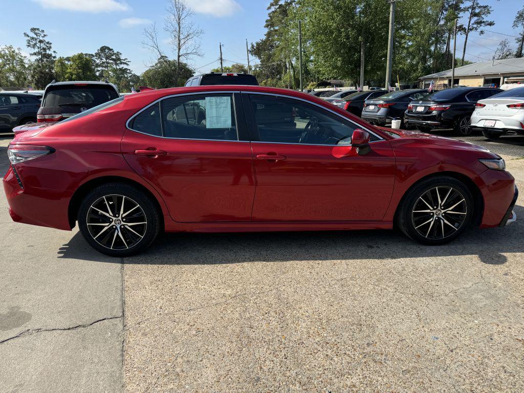2021 Toyota Camry - $19,995