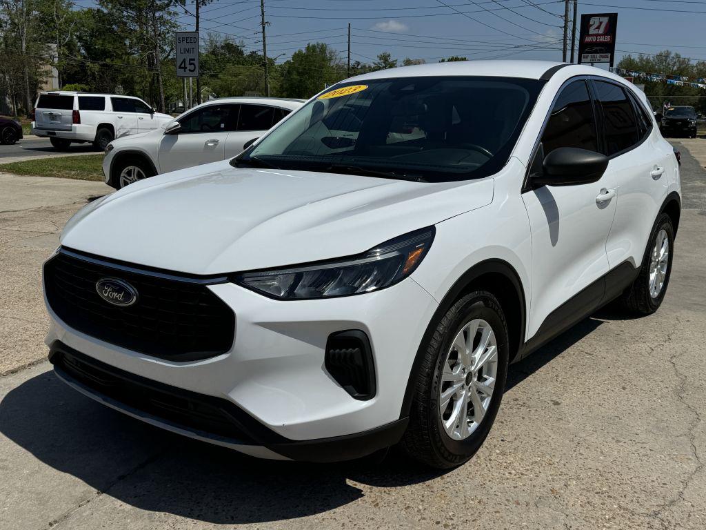 2023 Ford Escape - $15,995