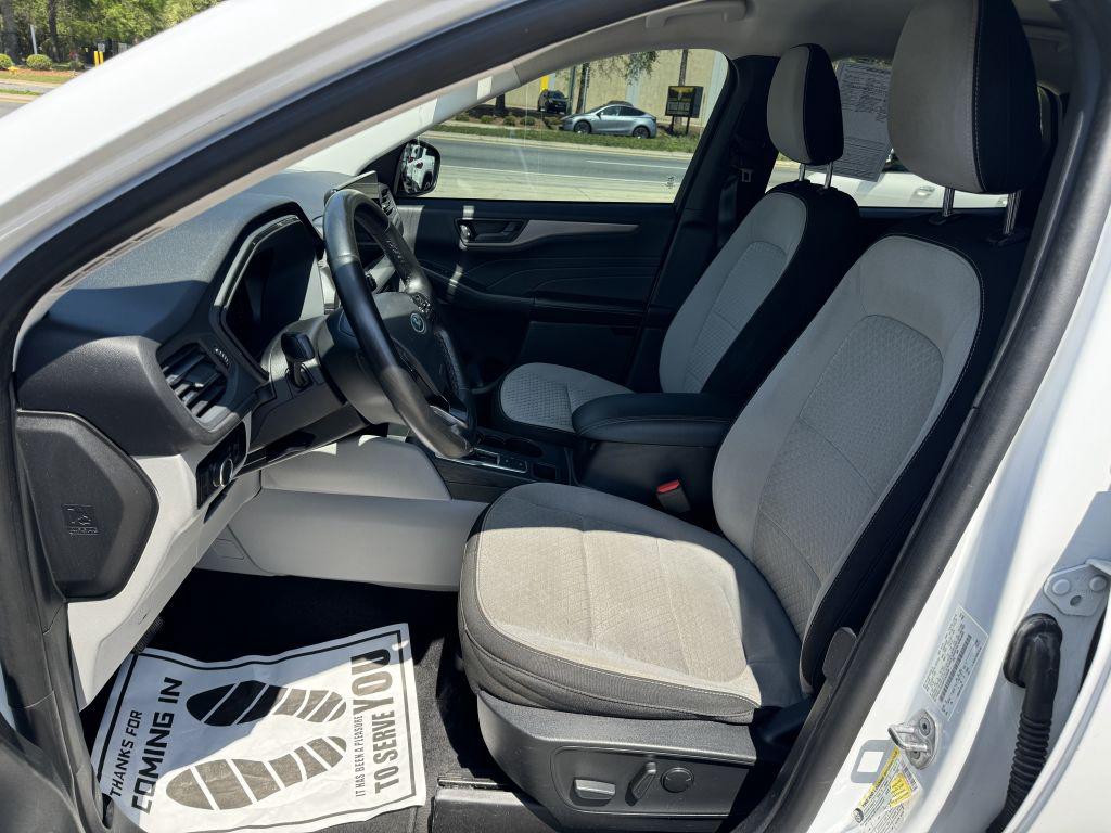 2023 Ford Escape - $15,995
