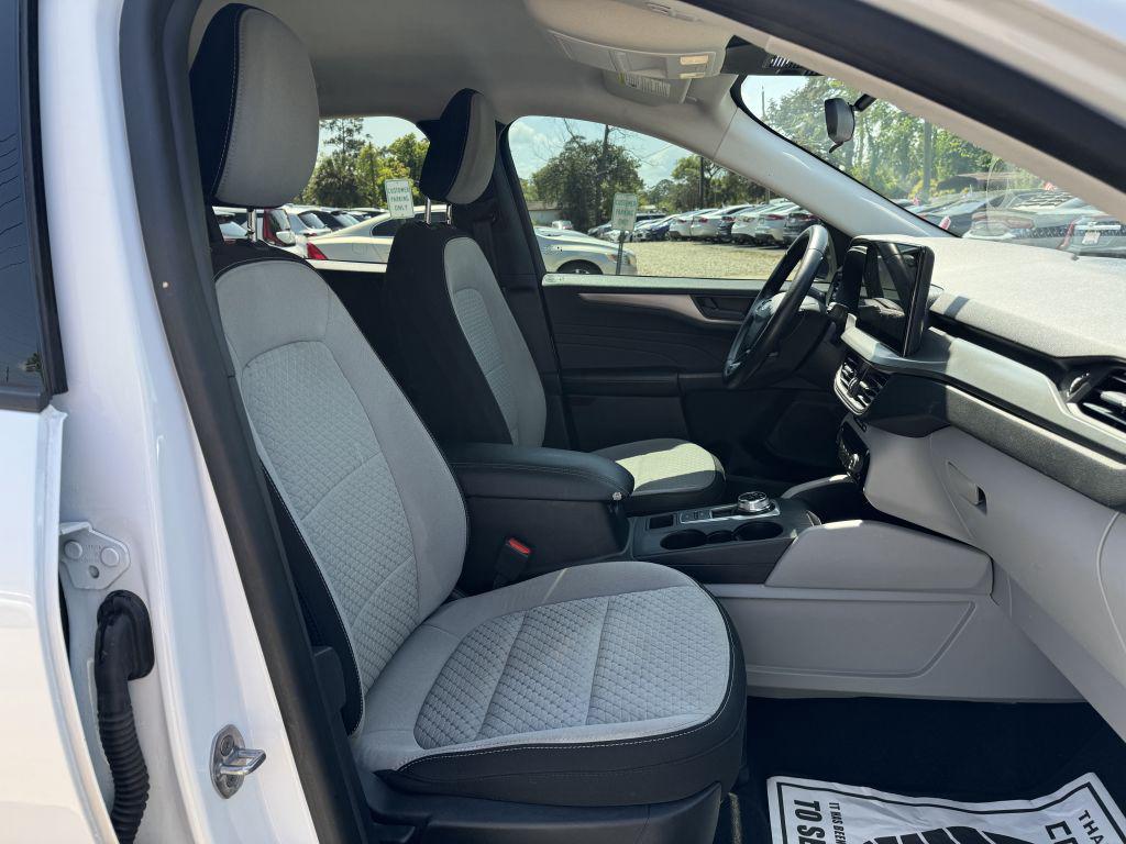 2023 Ford Escape - $15,995