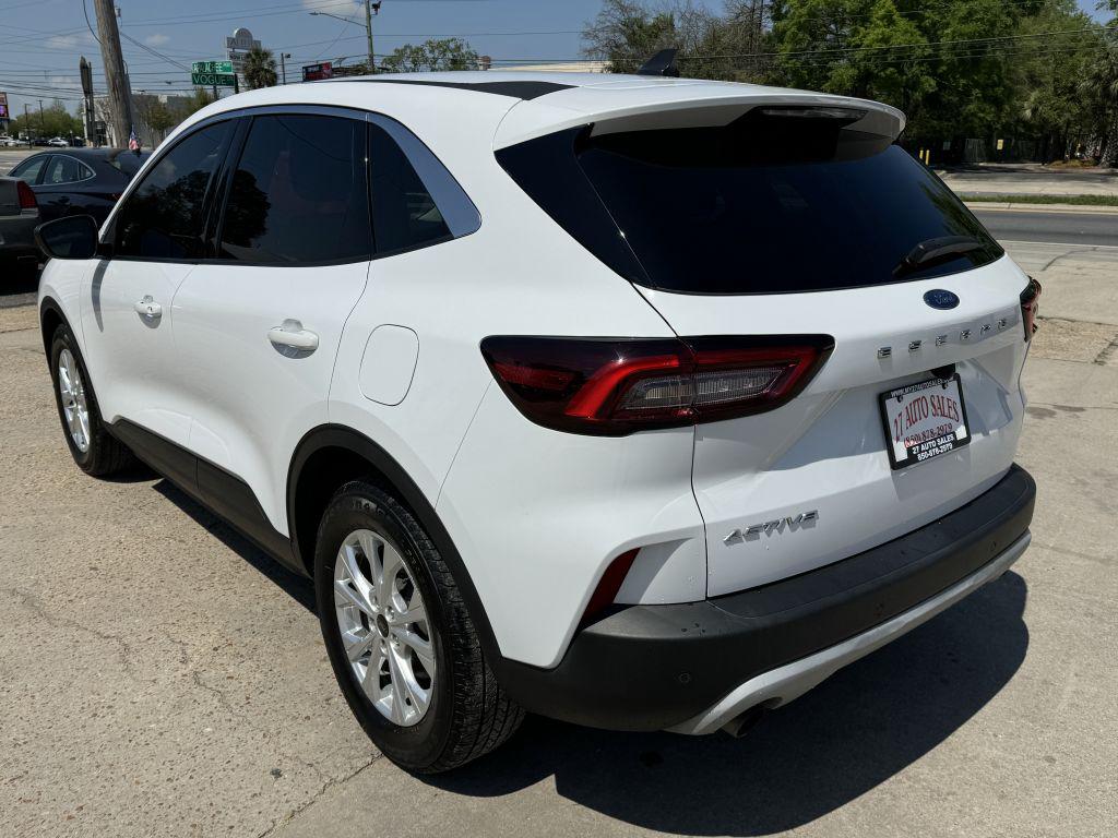 2023 Ford Escape - $15,995